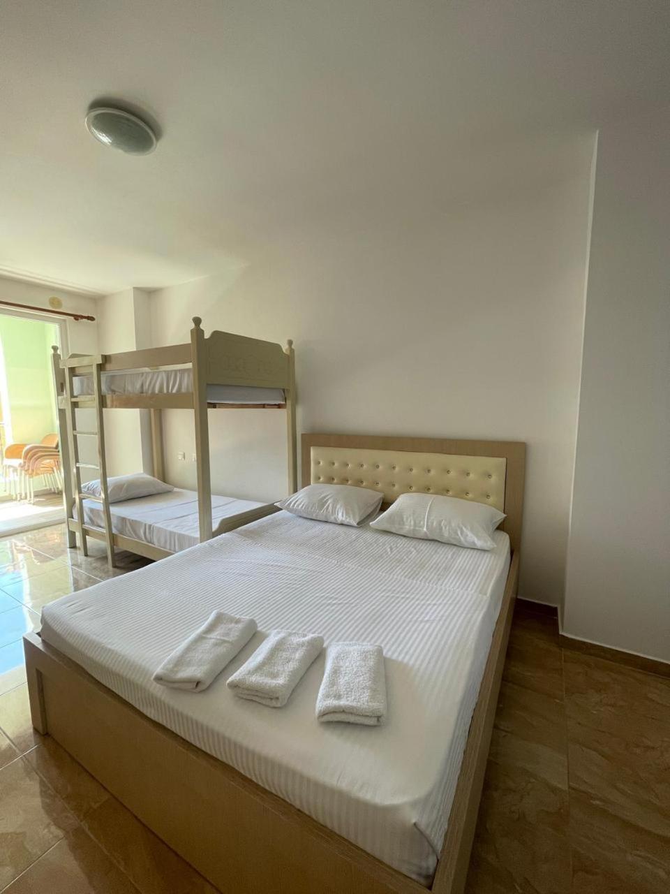 Low Cost Banesa Kosovare Shëngjin Εξωτερικό φωτογραφία